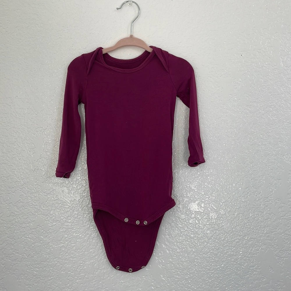 Kyte Baby LongSleeve Bodysuit in Dahlia 12-18 Months